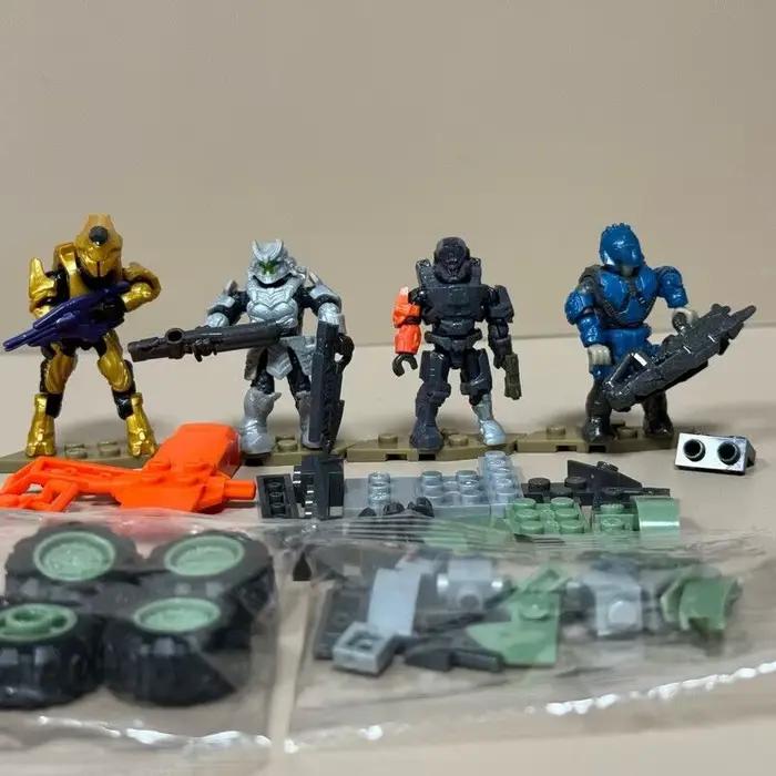 Mega Bloks Construx UNSC Spartan Anubis Yoro Elite Ultra Brute Warriors Mongoose Outriders Figurines d'action avec jouet accessoire