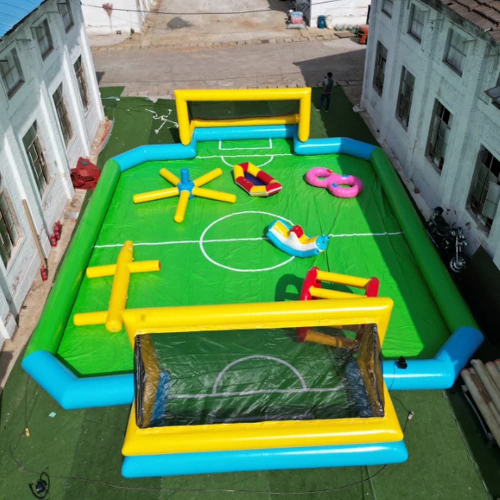 Terrain de football gonflable d'extérieur pour enfants - Utilisation commerciale, matériau PVC, coul