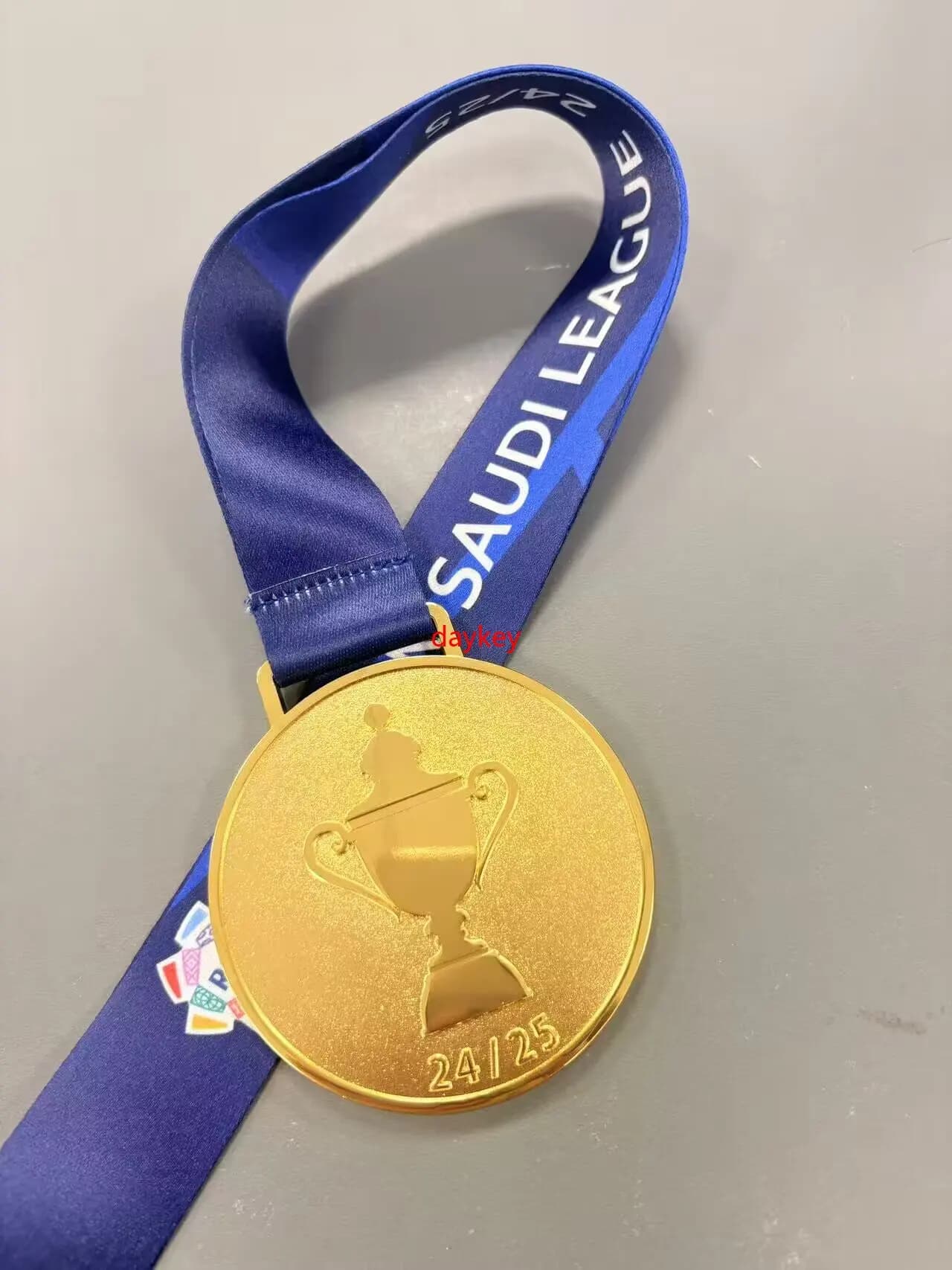NOUVEAU style 2025 Al-Ittihad 2024–25 MÉLIE Saoudienne Roshn MÉLIE Champion Médailles Médaille En Mé