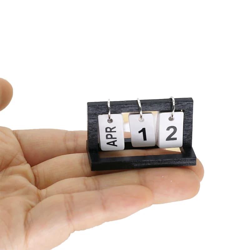 Calendrier miniature pour maison de poupée 1:12, calendrier de bureau, jouets, modèle en bois, décor