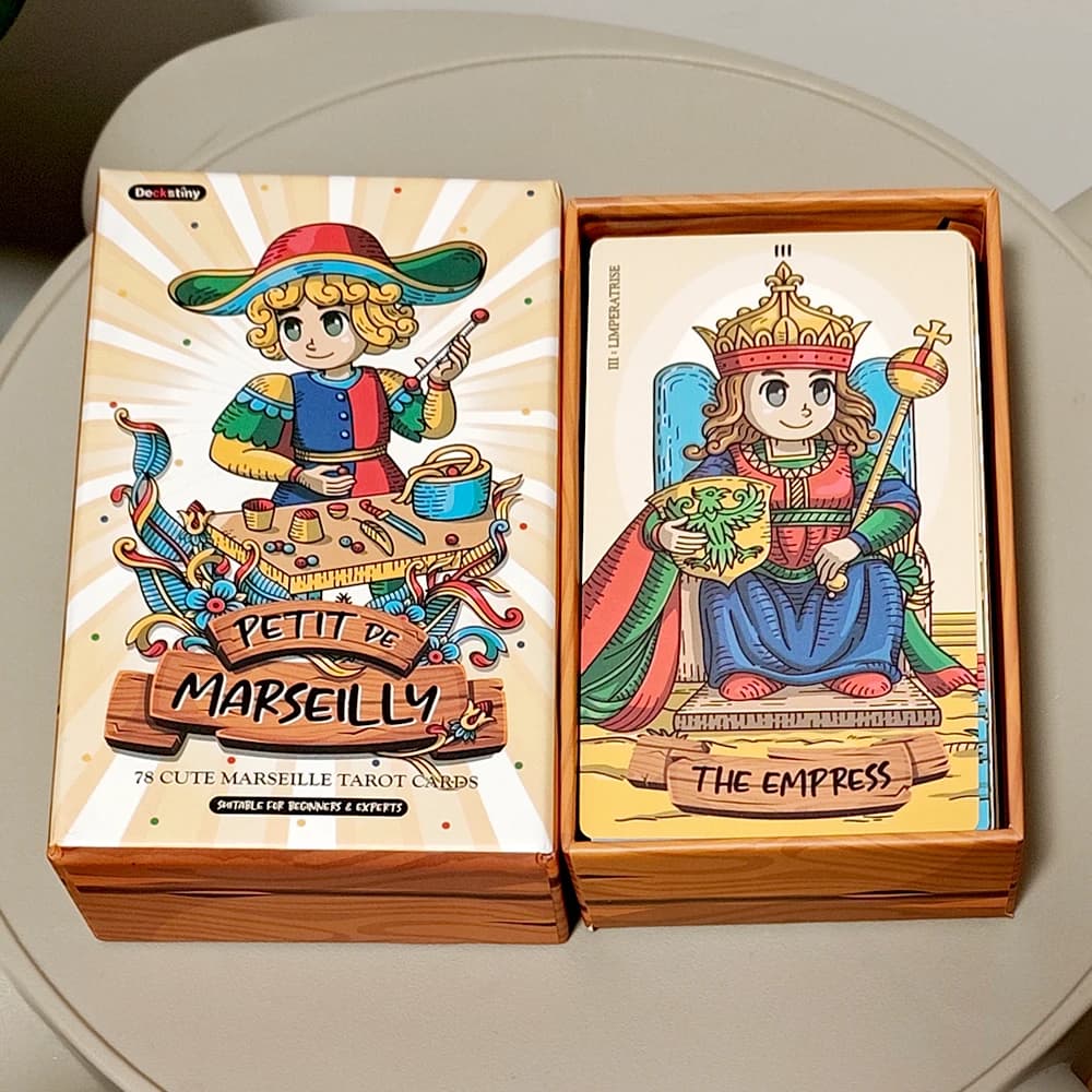 Jeu de tarot Petit de Marseille, 78 cartes de tarot mignonnes Chibi Marseille en boîte rigide 12*7cm