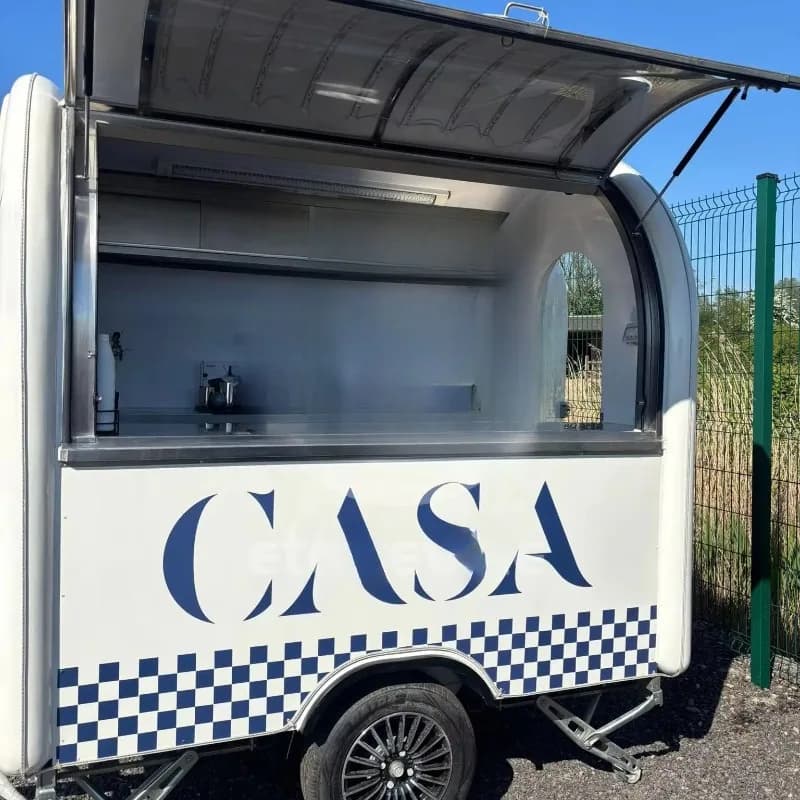 Chariot de nourriture américain de nouveau design 2025 et chariot de nourriture Shawarma extérieur a