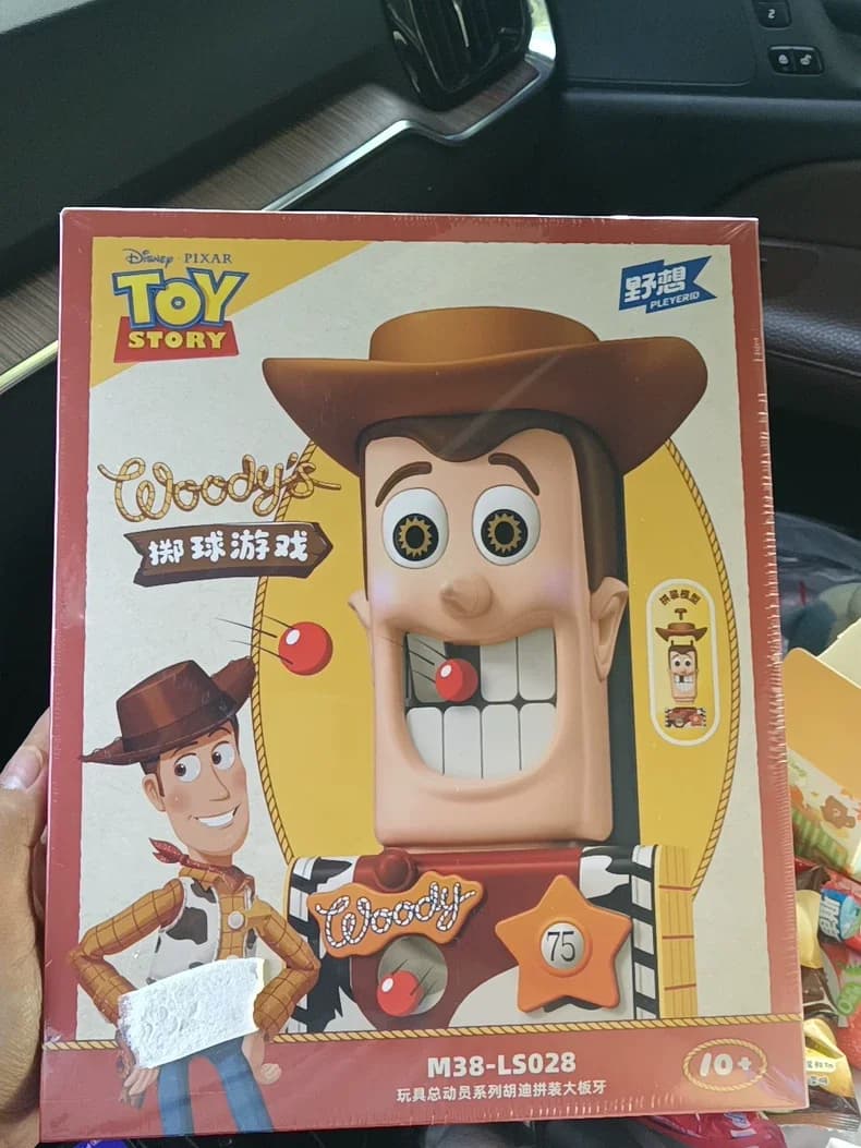Kit de modèle d'assemblage original Woody de Toy Story, collection de jeux de table ronds, modèle de