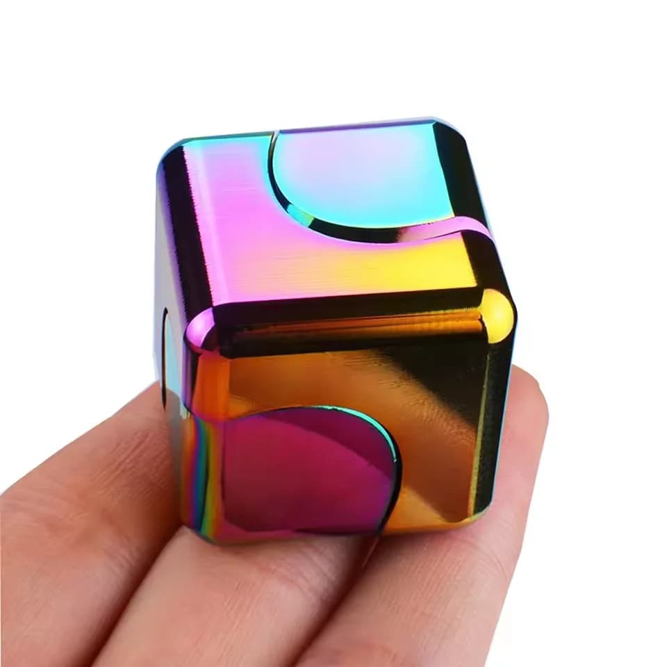 Cube en métal Spinner Fidget jouet bout des doigts Puzzle 3D Gyro Gear sensoriel Anti-Stress soulage