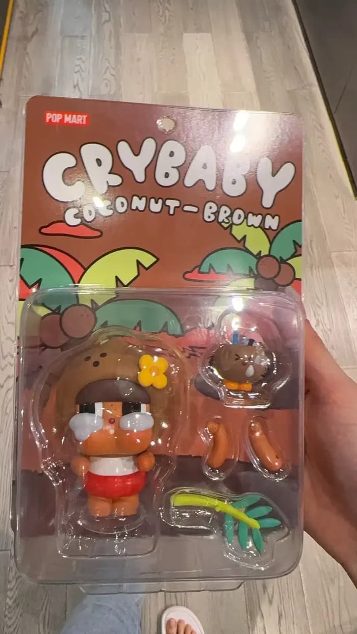 POPMART Crybaby Coconut King Figurine vert noix de coco à la mode mignon et intéressant Kawaii Anime