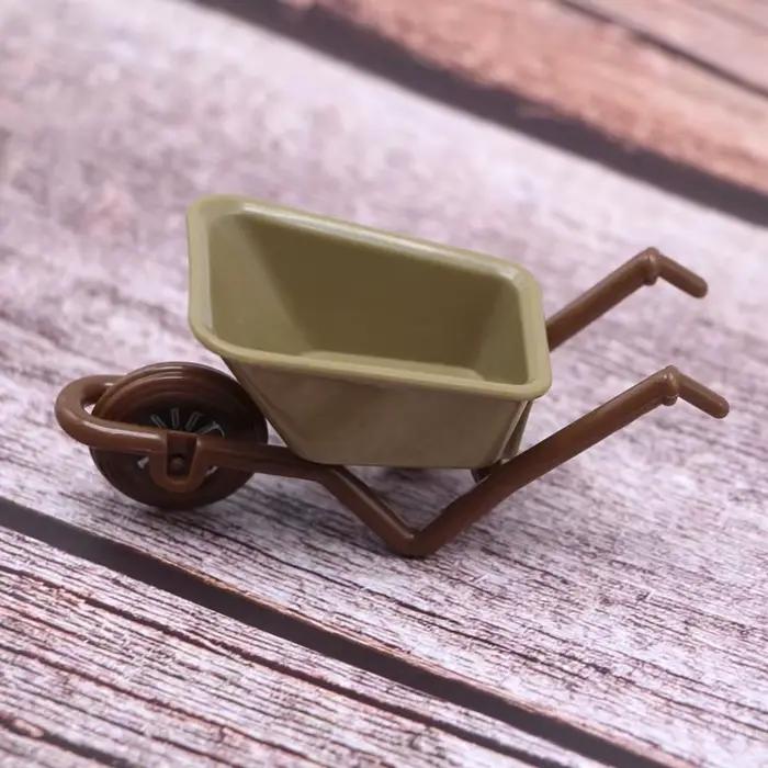 Ensemble d'outils de scène de ferme de jardin de terrain de brique 1:12, maison de poupée faite à la