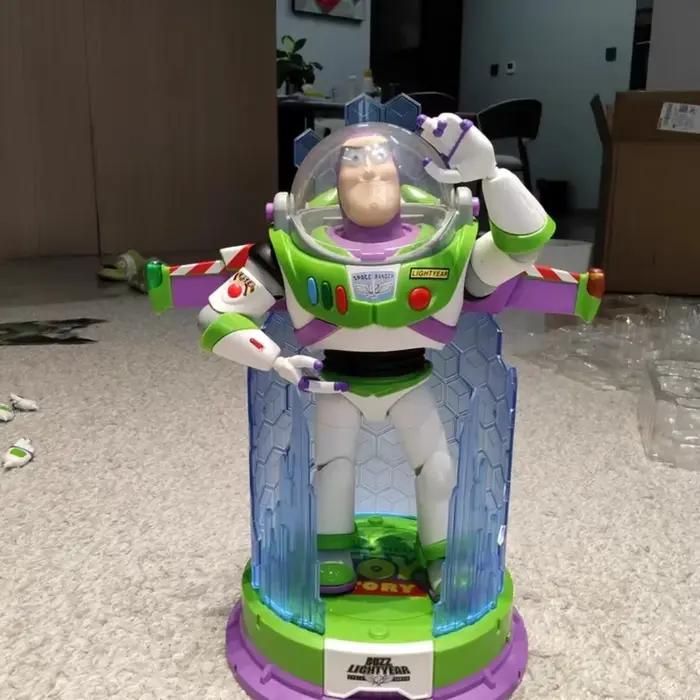 Modèle assemblé authentique de Buzz Lightyear de Toy Story