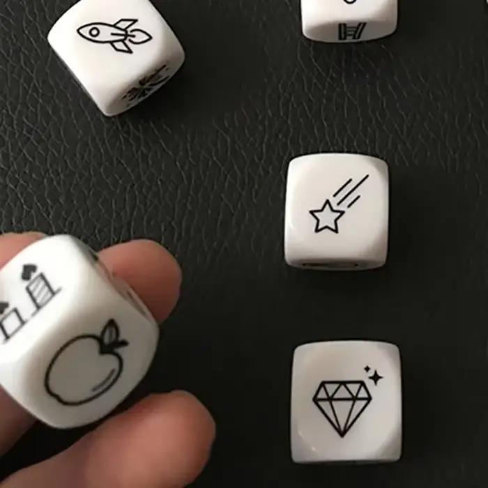 Jeu de société de dés pour raconter des histoires