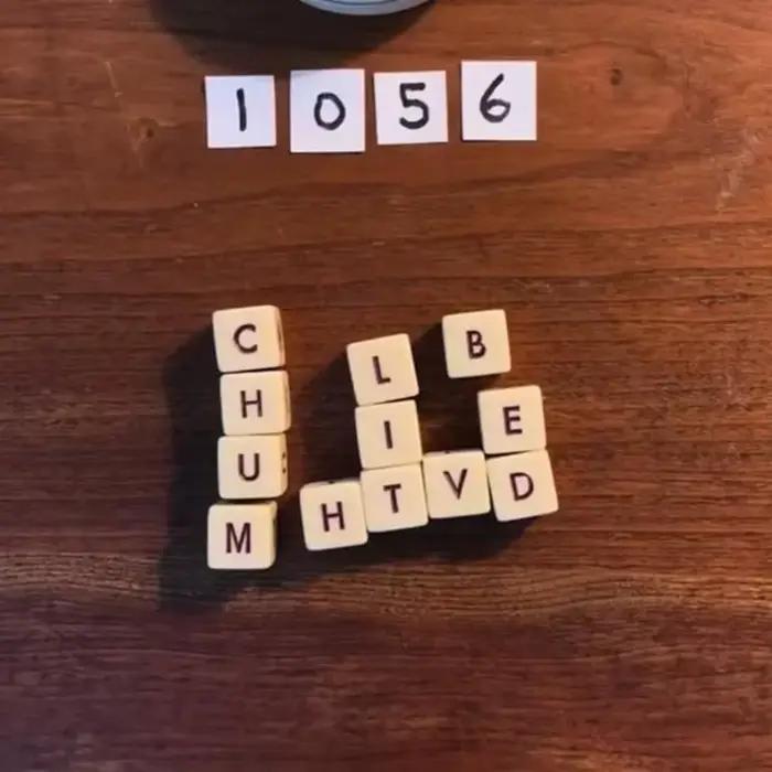 Nouveau jeu de combinaison de mots amusant, jeu de mots croisés, jeu d'orthographe portable, planche de caractères en acrylique gravée avec précision