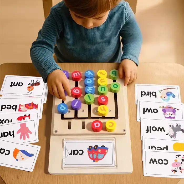 Jeu de lettres mobiles en bois pour l'orthographe