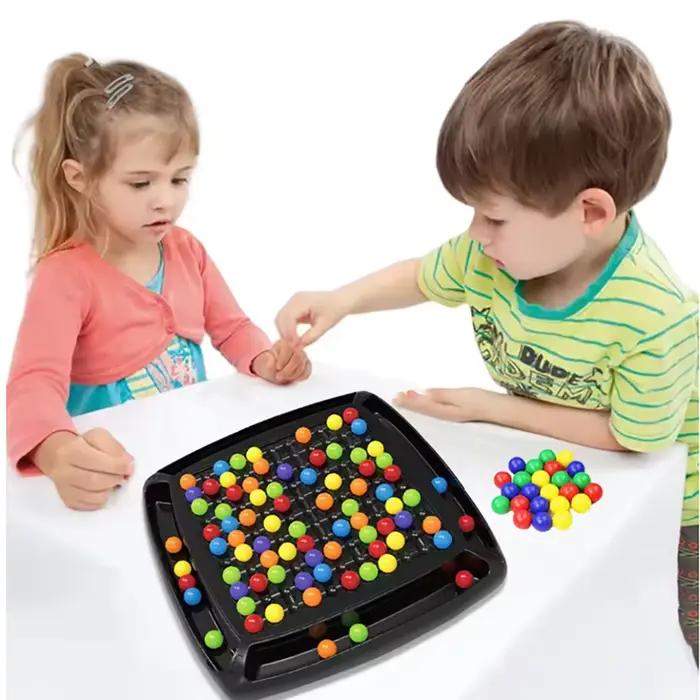 Fun Rainbow Solitaire : un jeu de société interactif et familial pour deux joueurs.