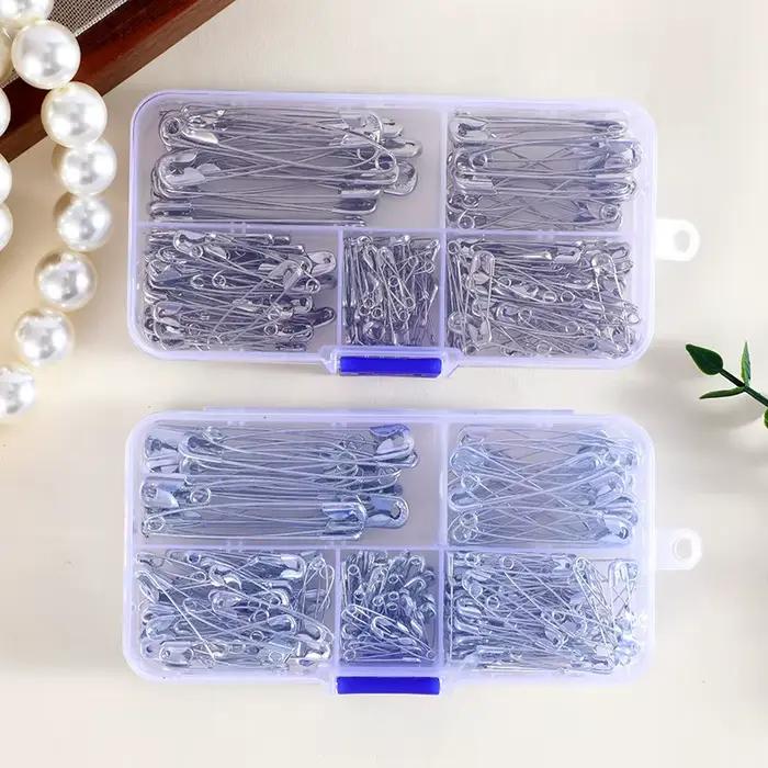 Kit de broches de sûreté argentées avec boîte de rangement pour la couture de vêtements