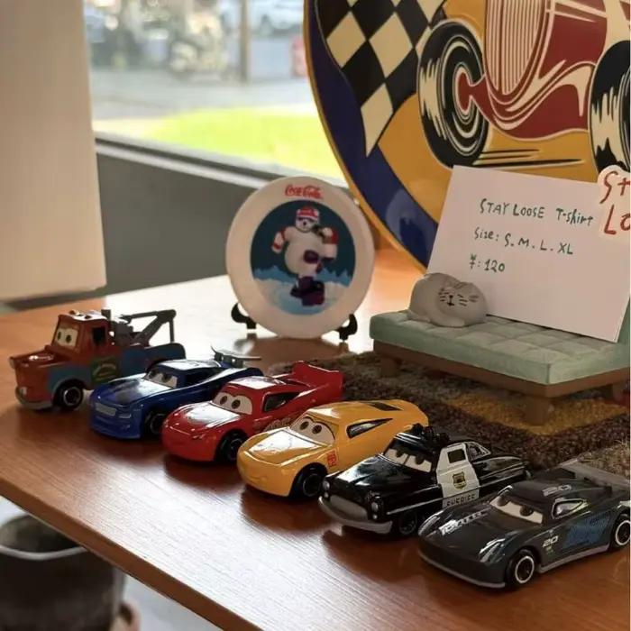 Voitures jouets Pixar Cars 2, Lightning McQueen, Jackson Storm, Mater, Sally, Sheriff, modèle de voiture en métal moulé sous pression 1:55, jouet pour enfants, cadeau d'anniversaire
