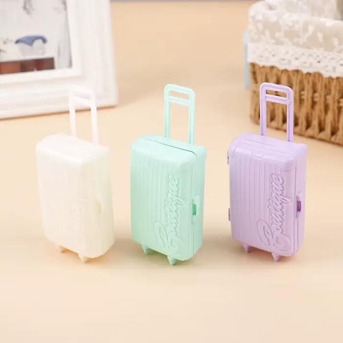 Maison de poupée Miniature en plastique multicolore