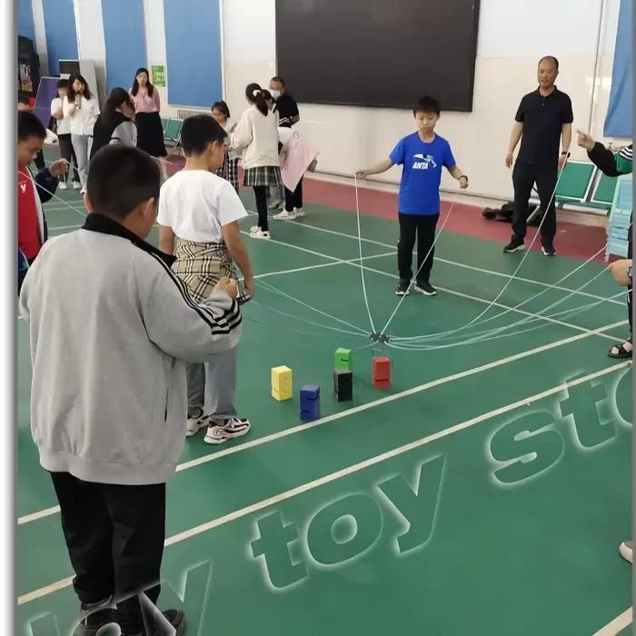 Jeux de tour de construction d'équipe pour adultes et enfants