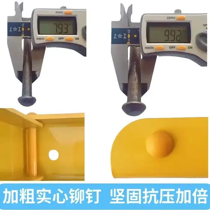 Structure durable ABLE résistante à la compression pour la fixation au sol de poteaux épaissis en acier profilé pour emplacements de stationnement