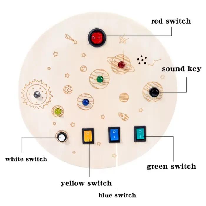 Montessori Busy Board Jouets mentaires oriels en bois avec interrupteur à lumière LED