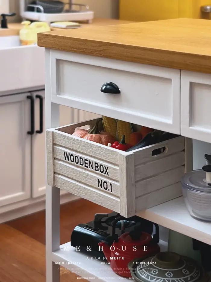 Boîte de rangement en bois pour maison de poupée