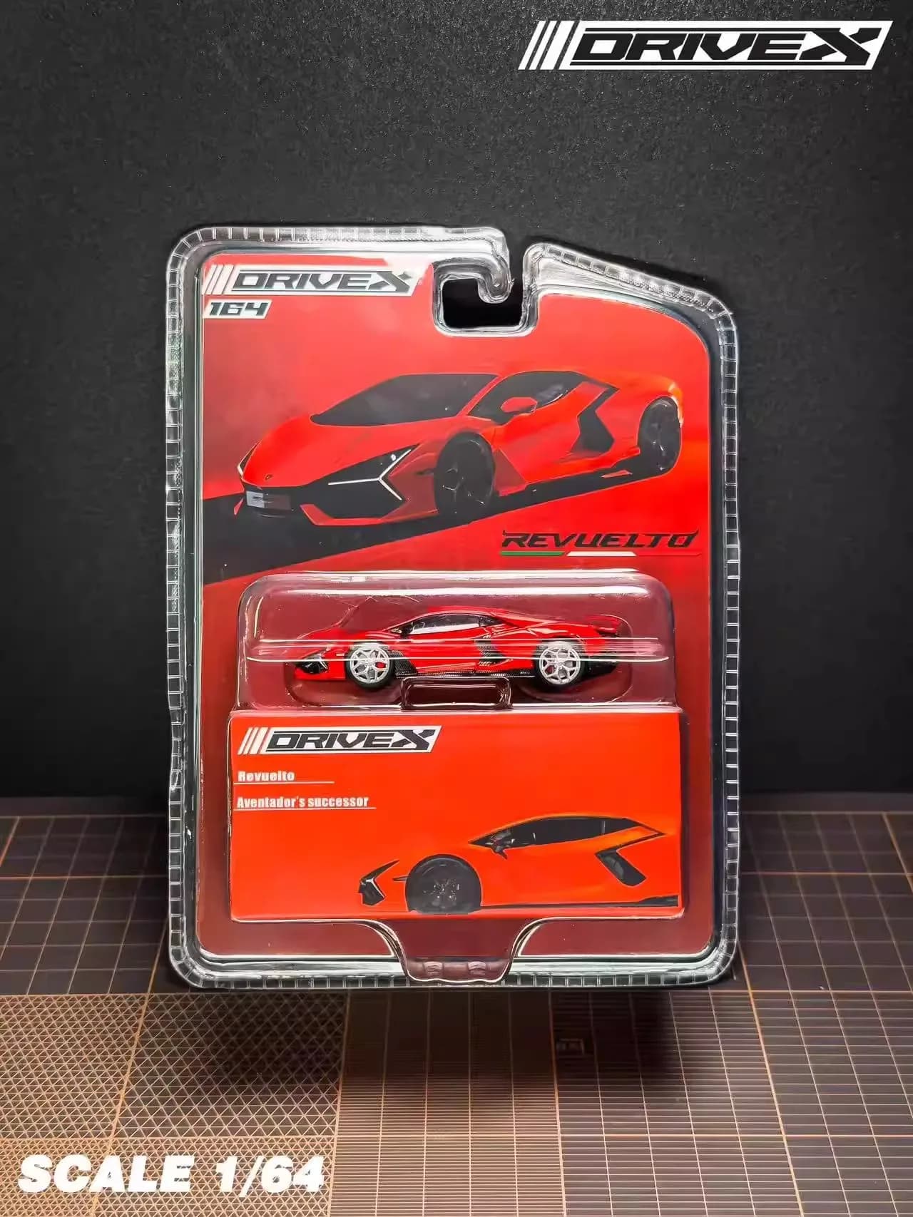 Nouvelle prévente : Modèle miniature en alliage moulé sous pression Lamborghini Revuelto 1:64, versi