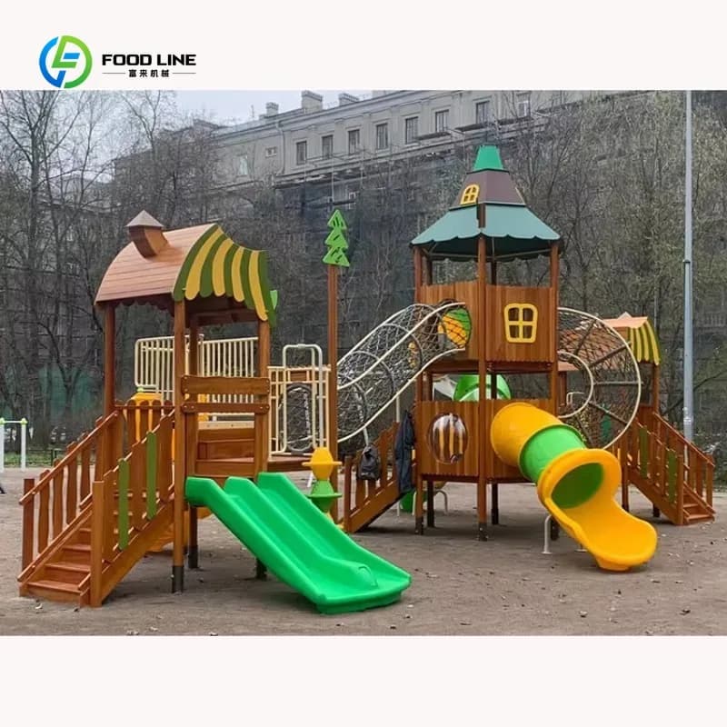 Équipement de terrain de jeu en bois pour enfants avec toboggan et structure d'escalade intégrés pou
