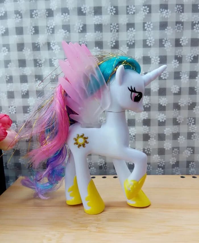 Hasbro mon petit poney figurine d'anime princesse Cadence cauchemar lune reine Chrysalis arc-en-ciel