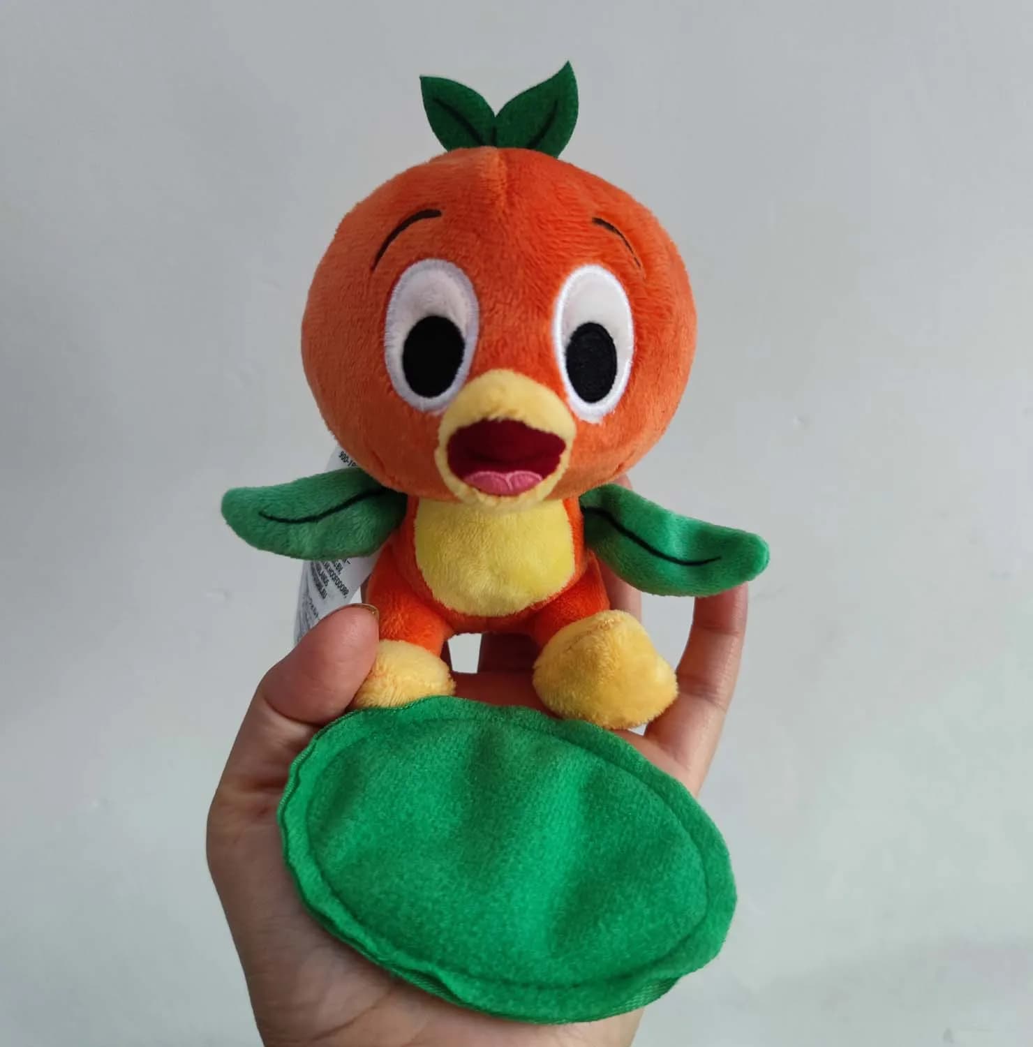 Peluche magnétique à porter à l'épaule Disney Store Ratatouille Groot Alligat PASCAL Chat du Cheshir