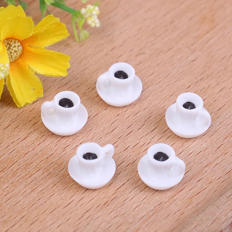 Décor de maison de poupée en résine : tasses à café et à eau miniatures (6 pièces) – Ensemble de sim