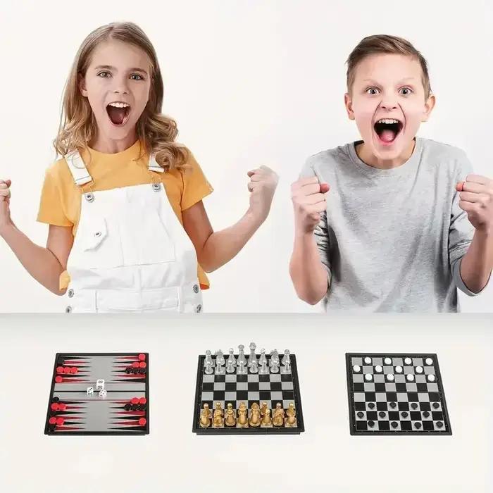 Mini jeu d'échecs jeu de société de voyage magnétique Portable petits jeux