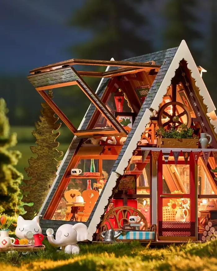 Kit de maison miniature Rolife DIY, cabane en forme de A, puzzle en bois 3D, petite maison avec lanterneau ouvrable pour adolescents et adultes