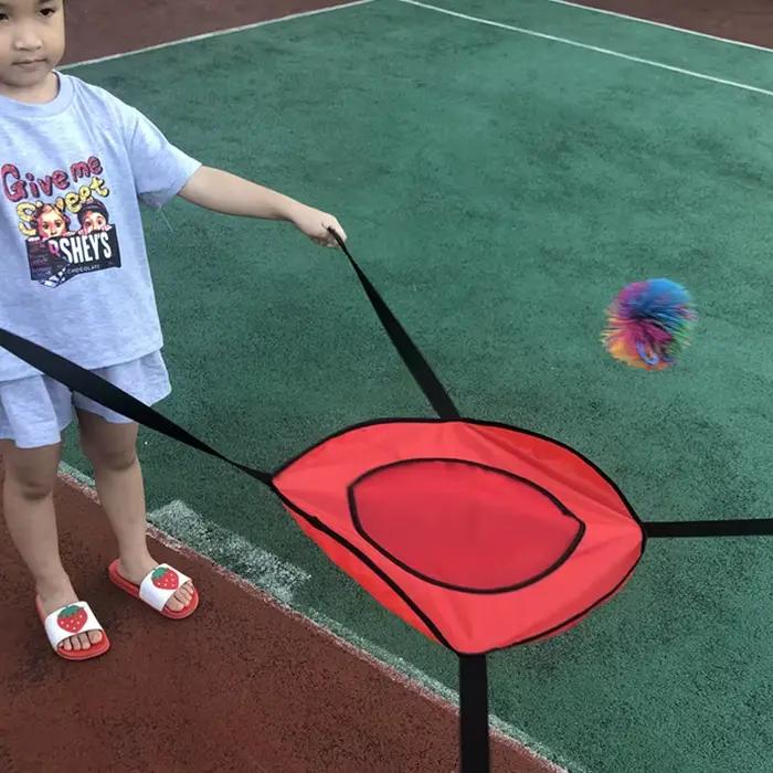 Jeux de sport et de divertissement en plein air pour enfants
