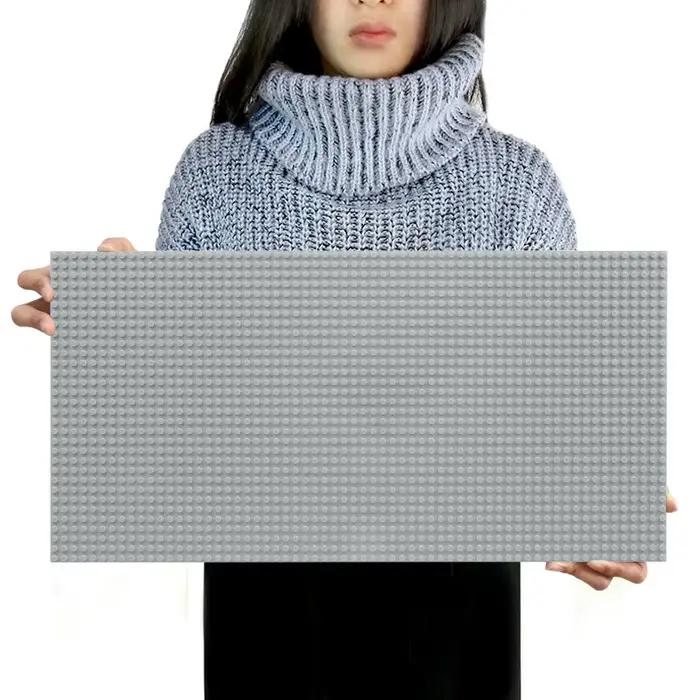 Planche de Base de blocs de construction classiques 32x64 trous