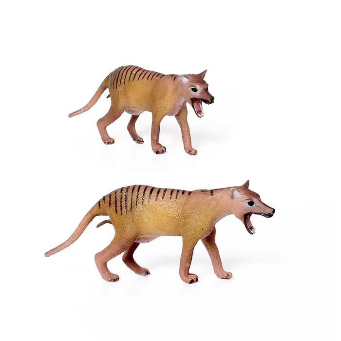 Figurines d'animaux sauvages réalistes