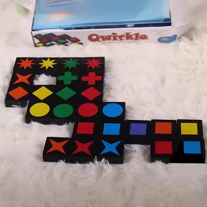 Jeu de société Qwirkle interactif en bois pour la famille, jouets éducatifs amusants pour enfants, cadeau de Noël, développement de compétences, moments de plaisir familial