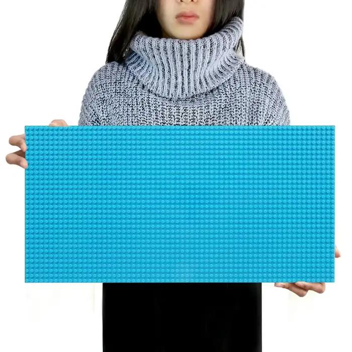 Planche de Base de Blocs de Construction Classiques 32x64 Troux Robuste en Plastique Multicolore pour Enfants et Adultes Occasions Spéciales Créativité Imagination