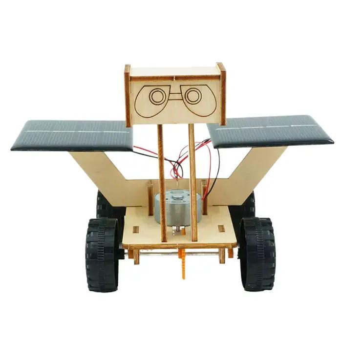 Modèle Mars Rover à énergie solaire fait à la main