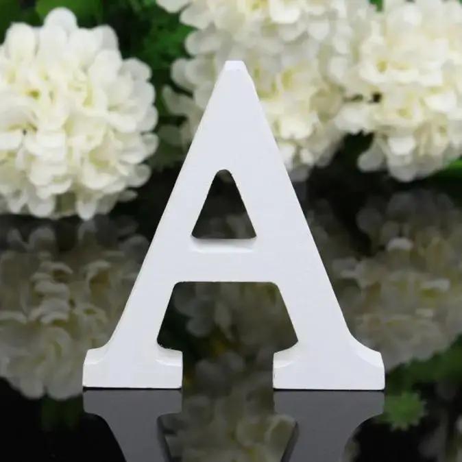 Lettres de l'alphabet en bois blanc de 8CM