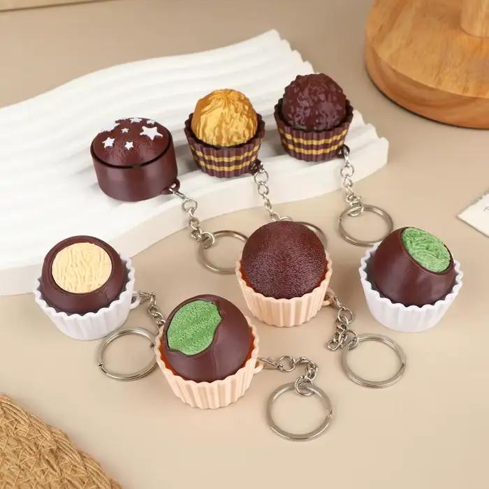 Nouveau ! Populaire ! Porte-clés clavier en chocolat simulé, jouet sensoriel anti-stress à presser, clicker de clavier 3D en chocolat