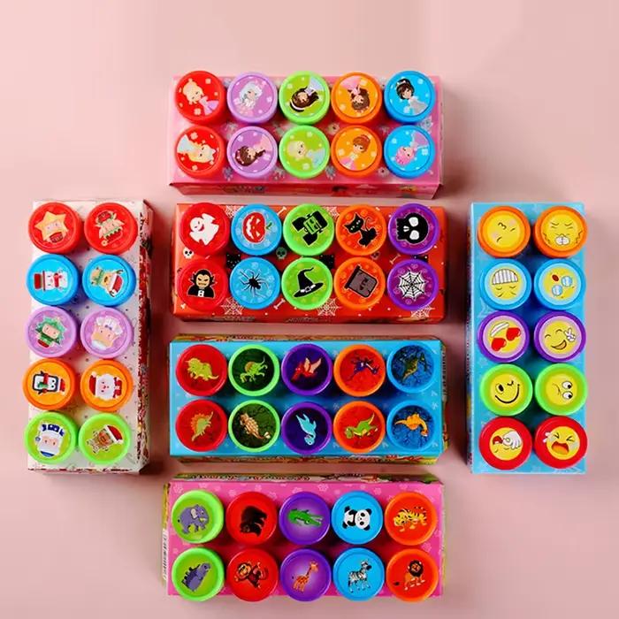 Assortiment de timbres pour enfants, tampons auto-encreurs pour enseignants, cadeaux de fête, boîte
