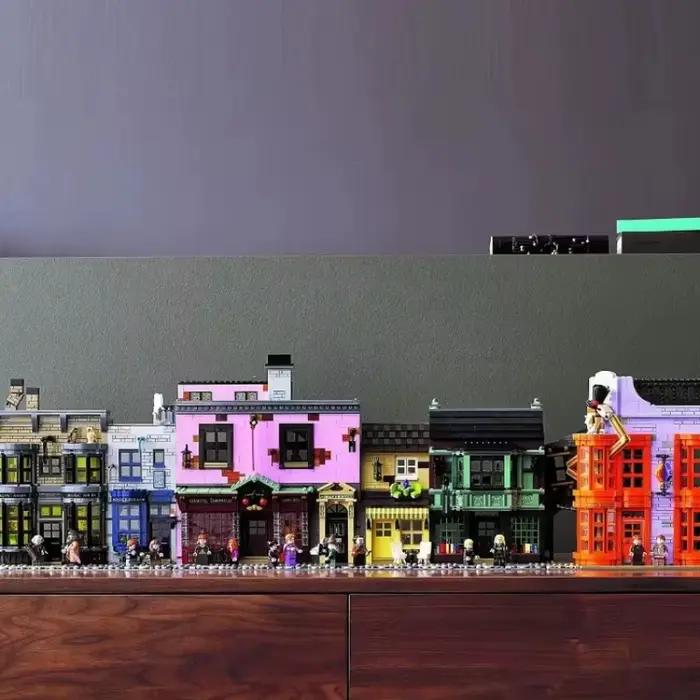 Nouveau modèle de puzzle de la série de films classiques Diagon Alley, 5544 pièces, compatible avec les pièces, idéal pour les cadeaux d'anniversaire et de fêtes.