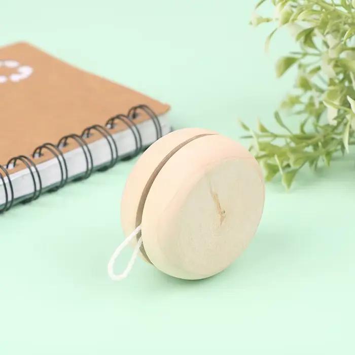 Yoyo en bois DIY pour bébé