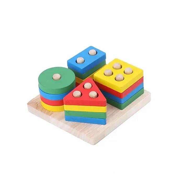 Blocs de construction quatre ensembles de colonnes à manches géométriques pour enfants