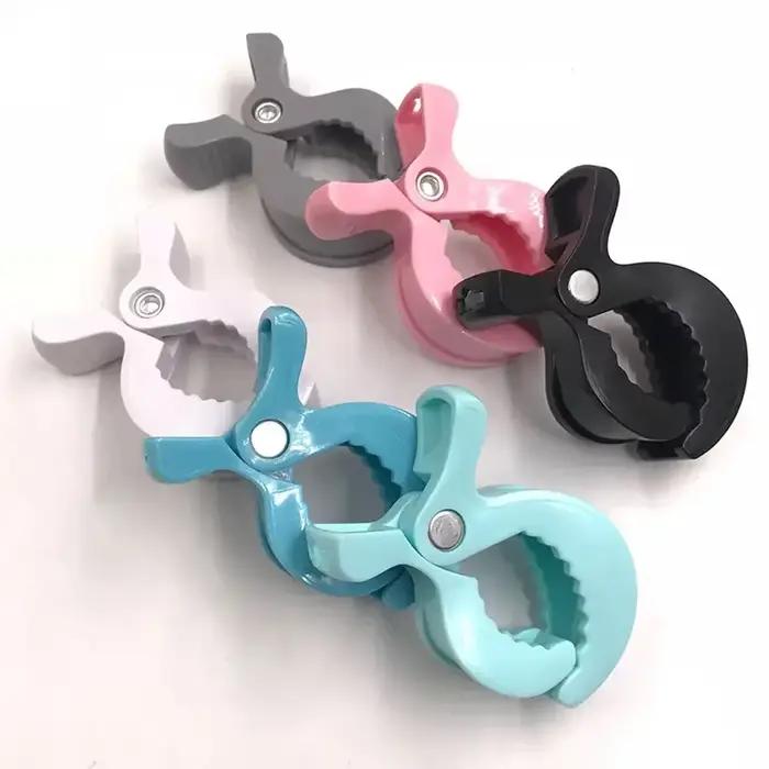 Pince crocodile pour poussette de bébé