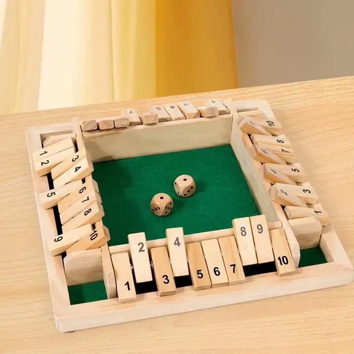 Jeu de société en bois avec dés arithmétiques pour 4 joueurs