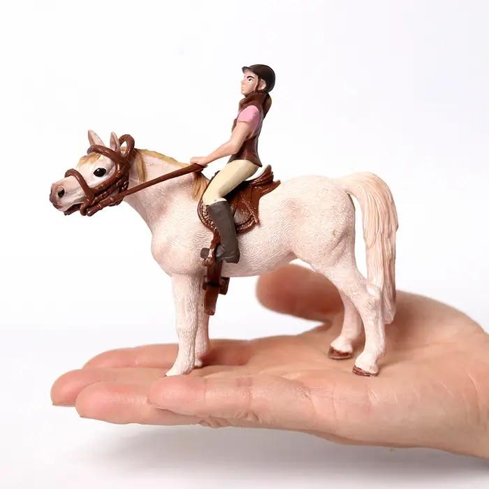 Cheval Playset Figurines d'animaux cavalier équestre figurine d'action ferme animaux en plastique jouet chevaux roman