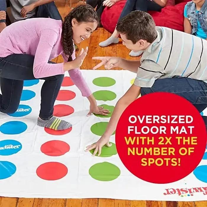 Tapis de torsion sportif gris clair pour parties de groupe et défis physiques pour adultes et adolescents occasions spéciales
