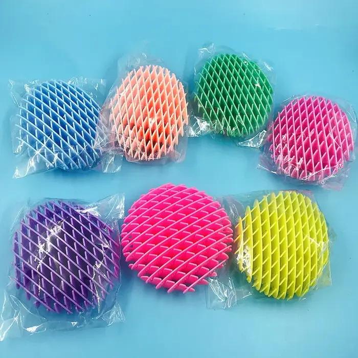 Créatif 3D décompression Vent radis maille élastique ver guérison