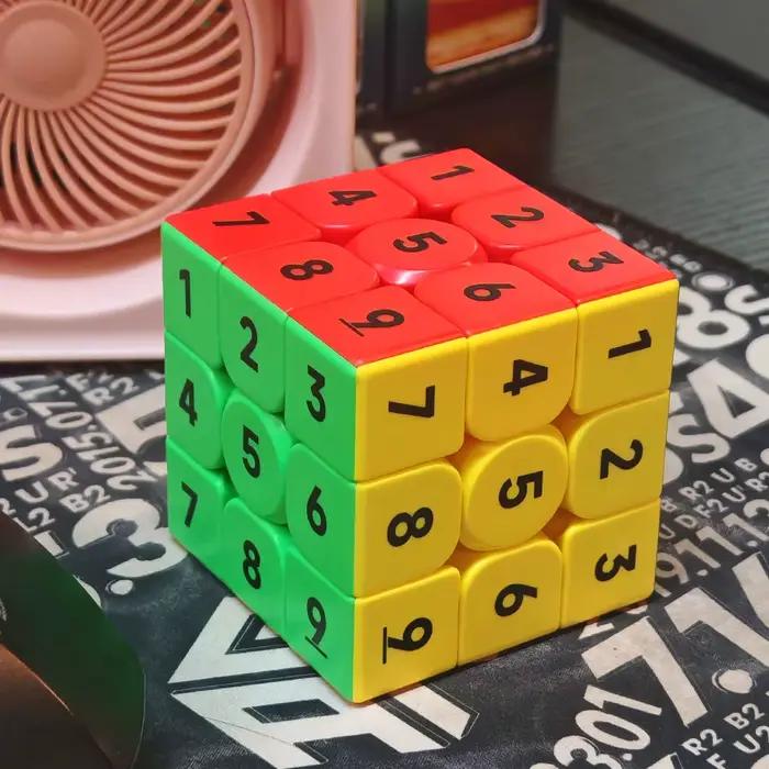 Cube de chiffres coloré Sudoku 3x3