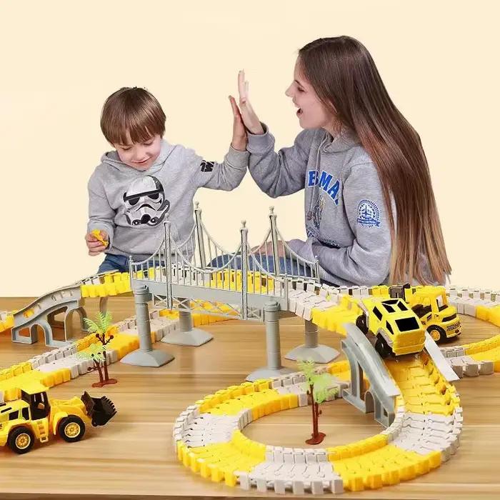 Ensemble de piste de voiture de course sur rail pour enfants