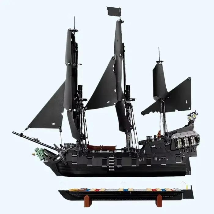 Bateau de guerre Pirates des Caraïbes La Perle Noire 2862 pièces bateau à voile blocs de construction cadeau mariage fiançailles baptême Saint Patrick grand événement retour à l'école Noël Jour de l'An Poisson d'Avril