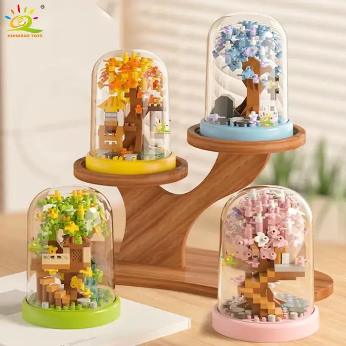 Mini Maison dans les Arbres Quatre Saisons Jouet de Bureau Décoratif en Plastique ABS Autobloquant pour Adultes Création Artistique Occasions Spéciales